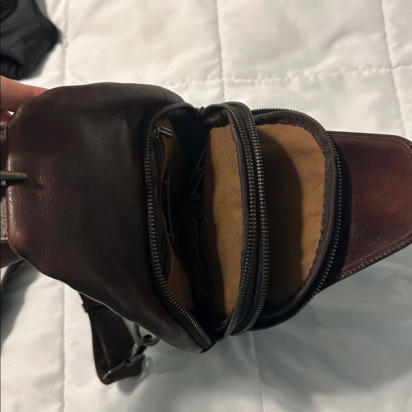 Brown Leather Sling Bag - Like New! - Picture 4 of 8